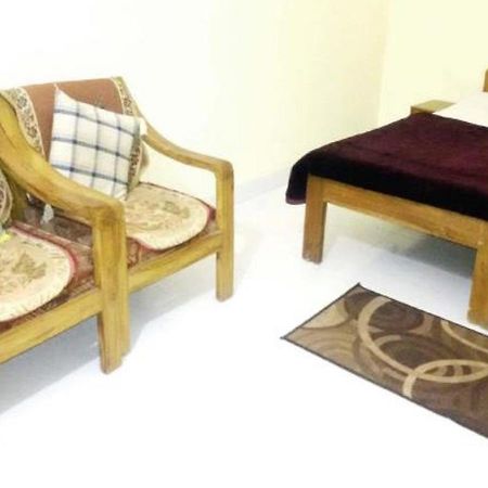 Adb Rooms Ashoka Resort Tāla 外观 照片