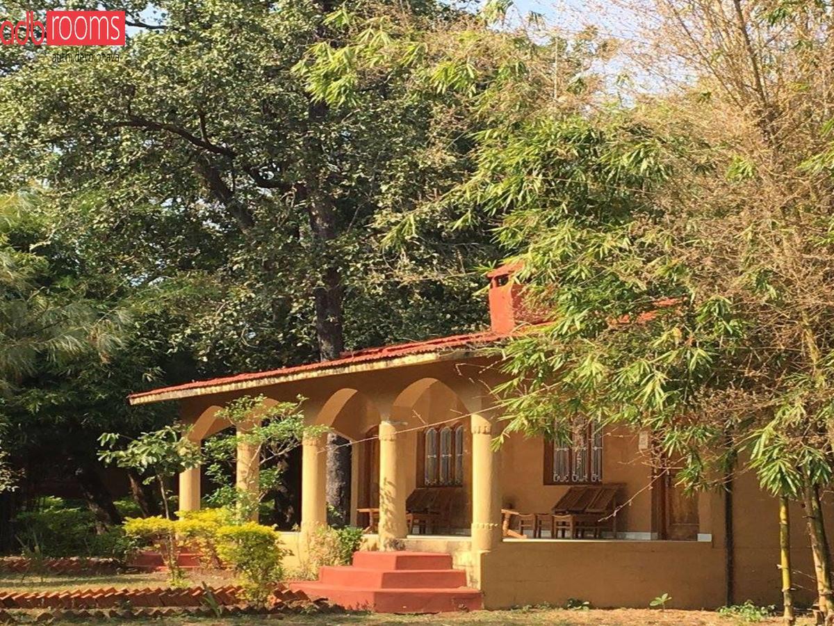 Adb Rooms Ashoka Resort Tāla 外观 照片