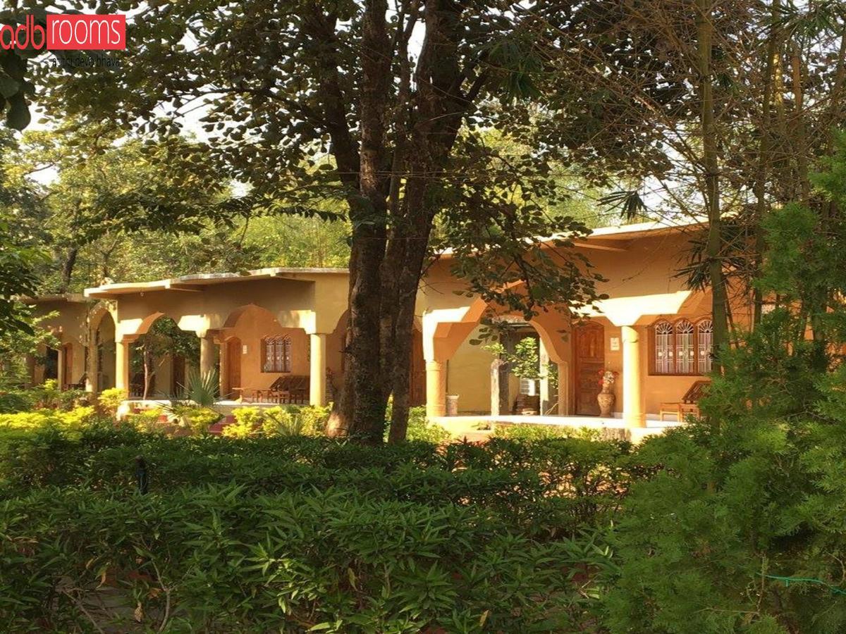 Adb Rooms Ashoka Resort Tāla 外观 照片