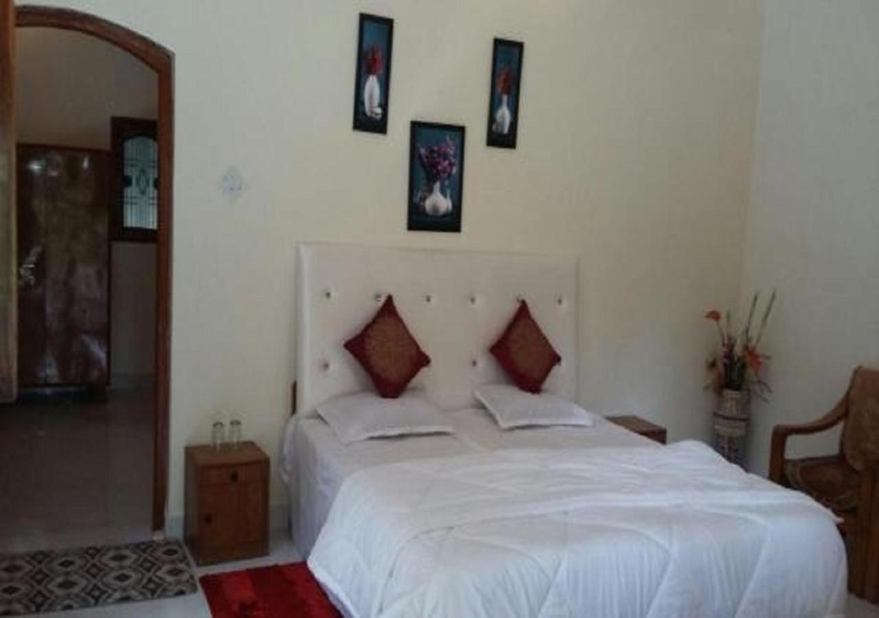 Adb Rooms Ashoka Resort Tāla 外观 照片